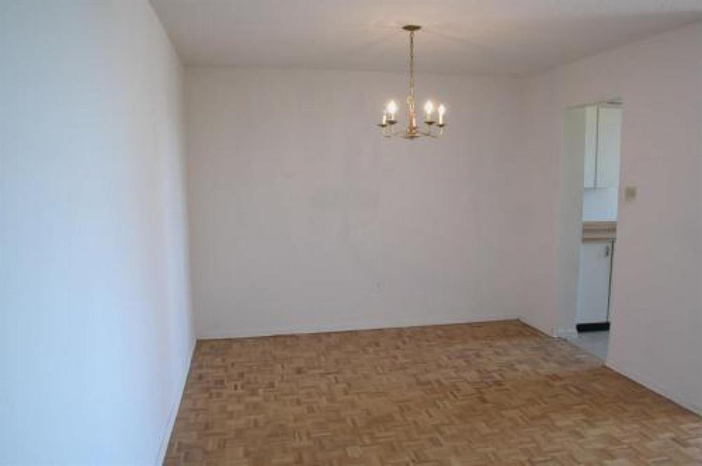 15 & 37 Eastbourne Drive, Brampton Apartment for Rent