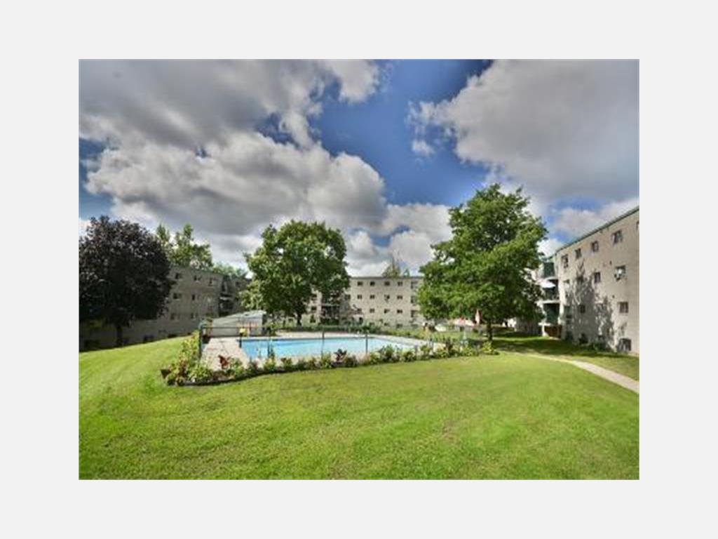 14 balmoral place, brockville Apartment for Rent