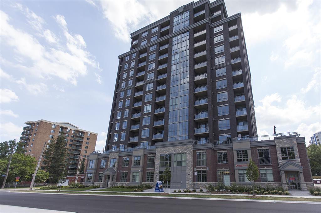 472 Brock Avenue, Burlington Apartment for Rent