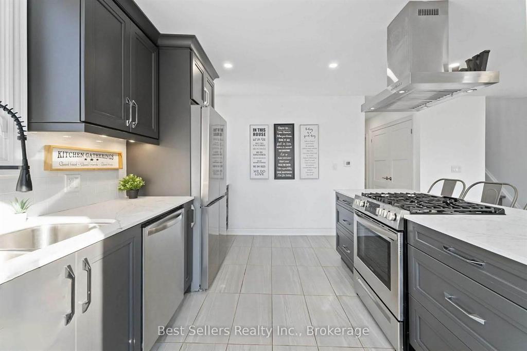 599 Beach Blvd, Hamilton, ON