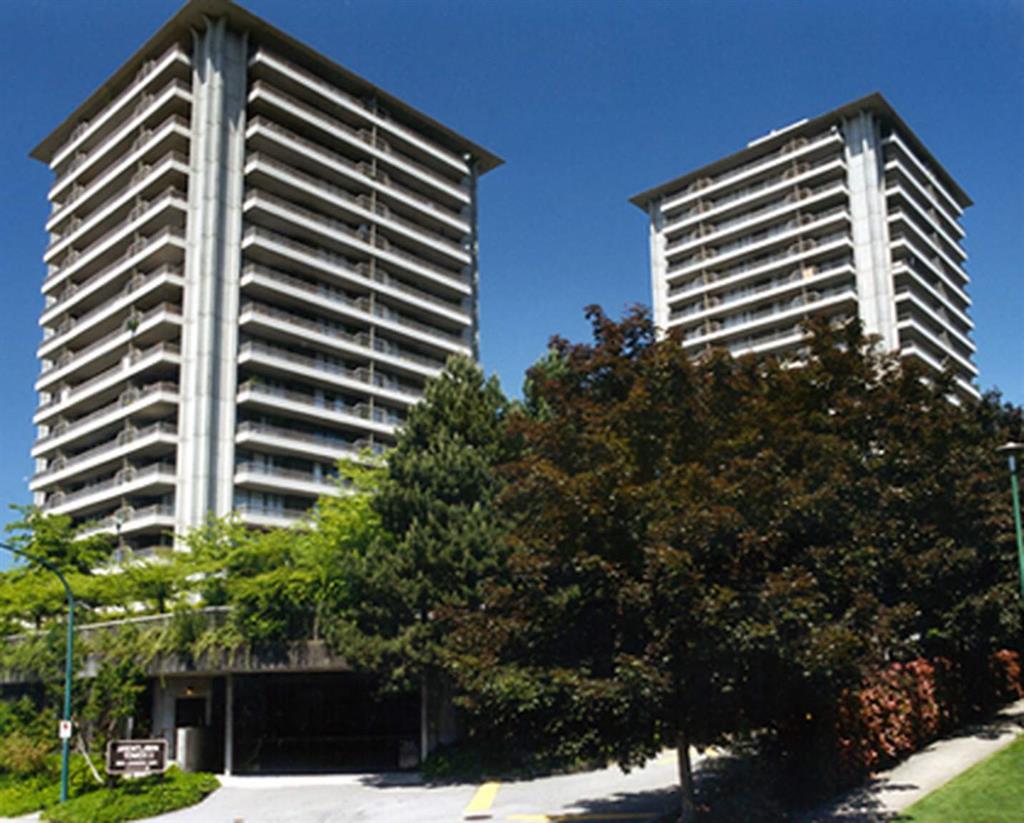 5051 Lougheed Highway