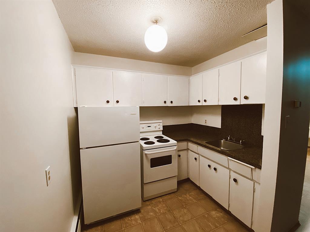 2407 17 Street Southwest