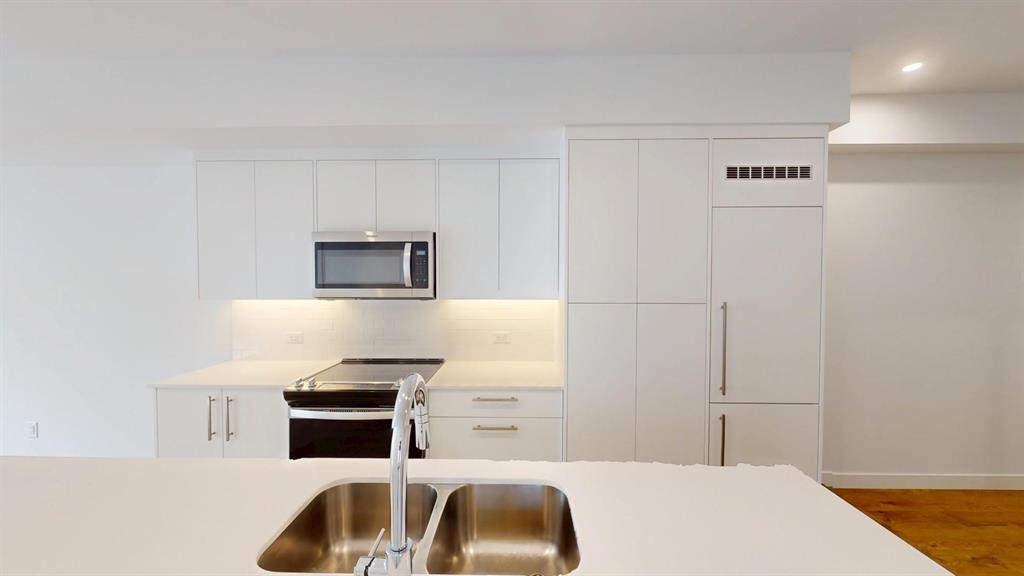 526-310 15 Ave Sw