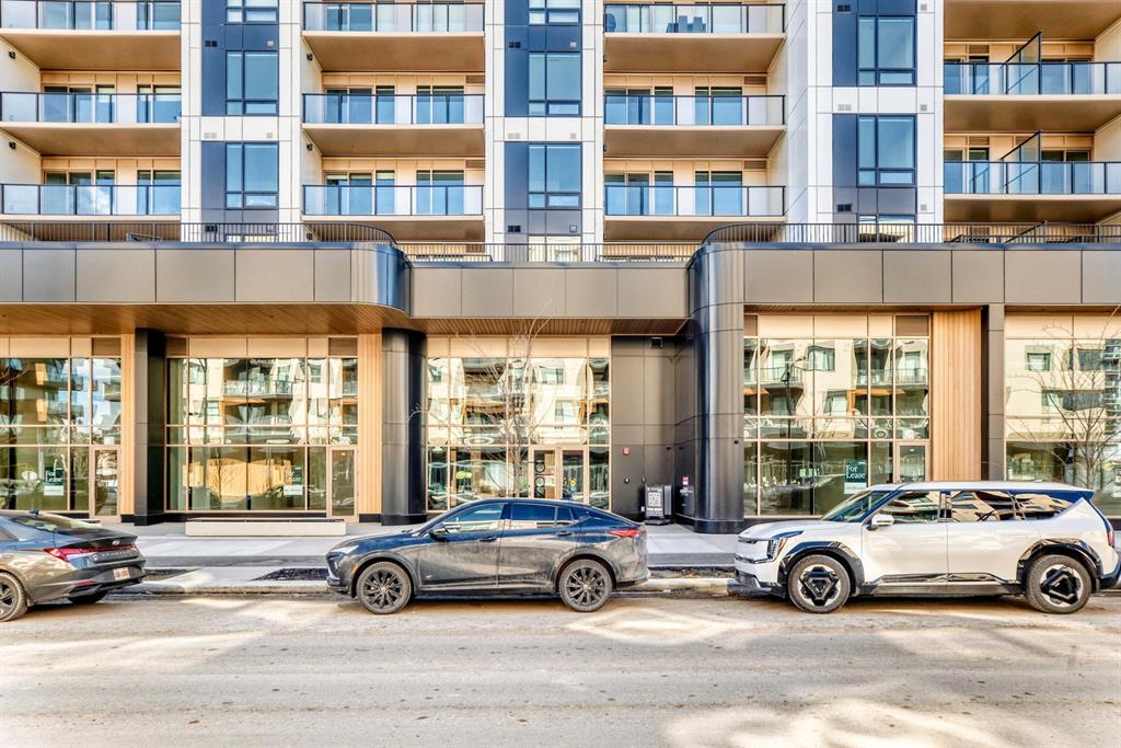 606- 8375 Broadcast Avenue SW