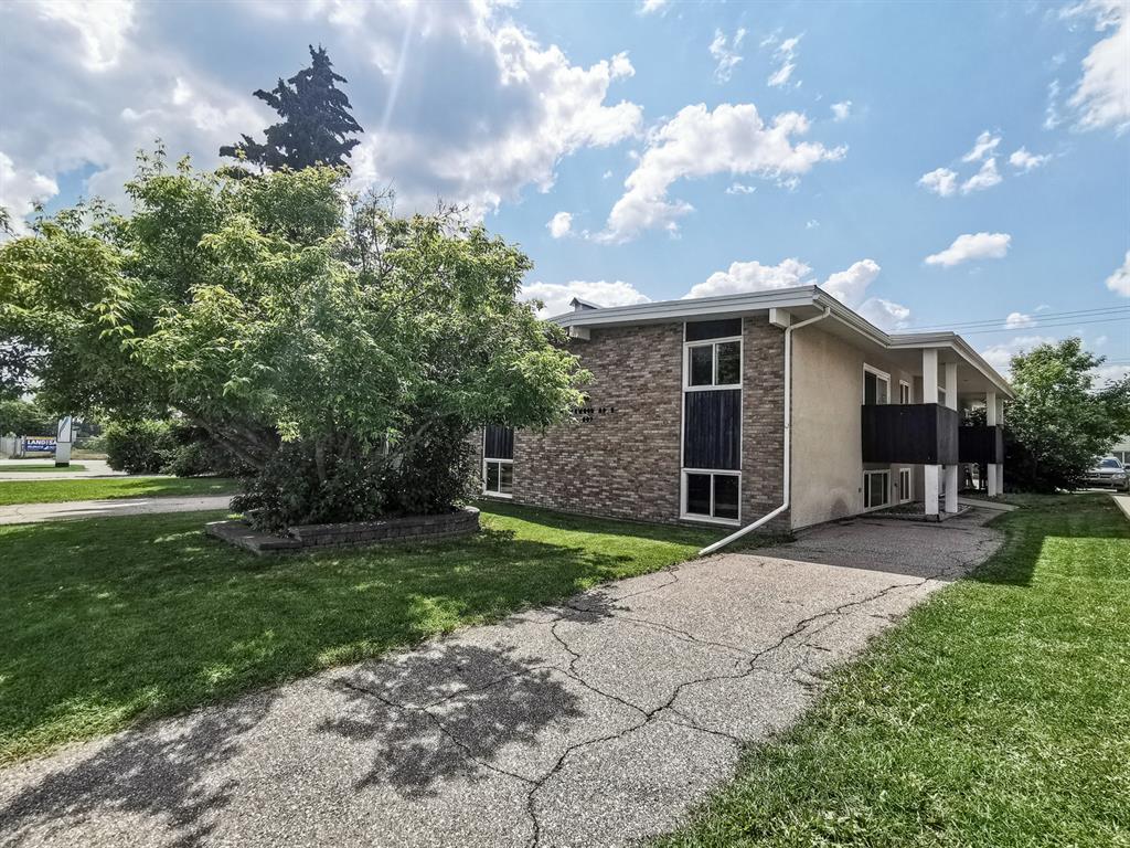 607 67 Avenue Southwest