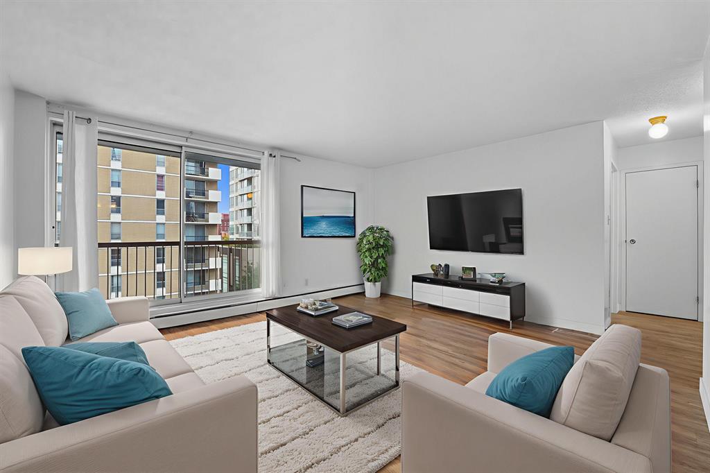 720 15 Avenue Southwest