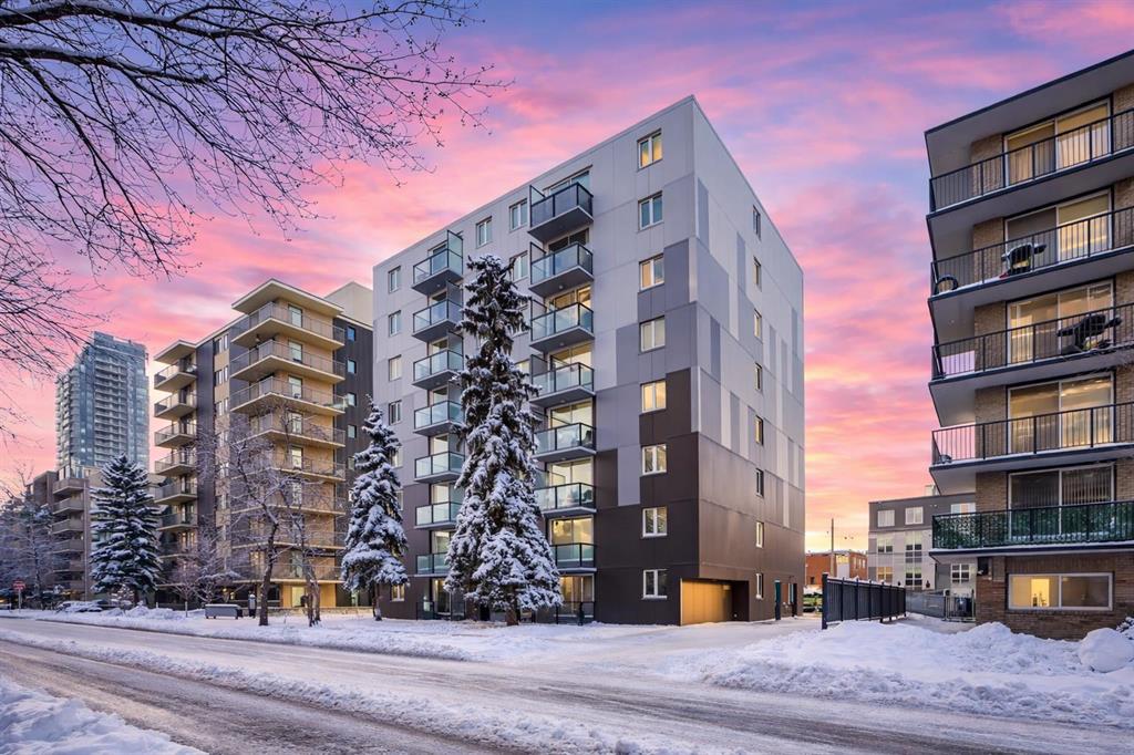 1111 15 Avenue Southwest