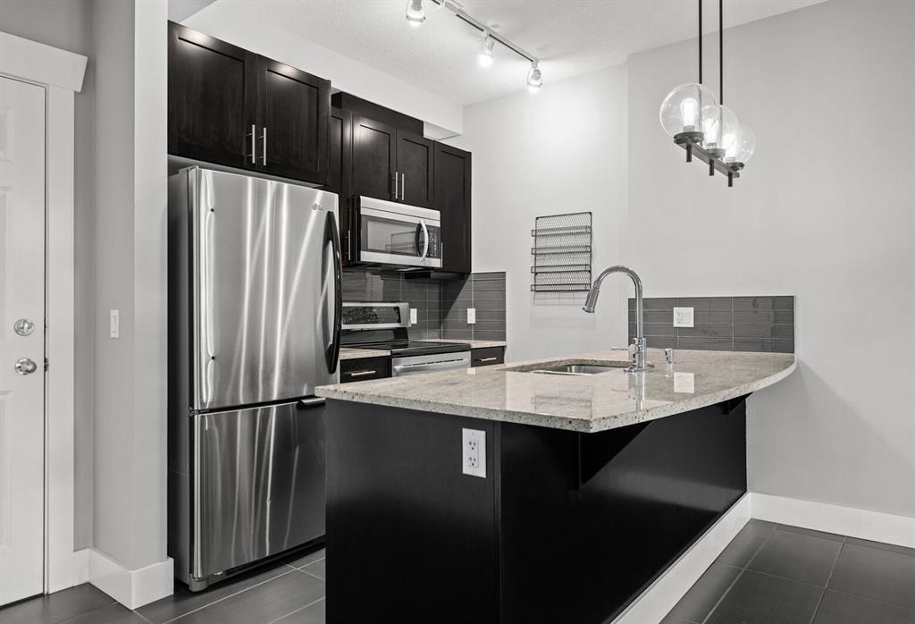 201 20 Avenue Northeast