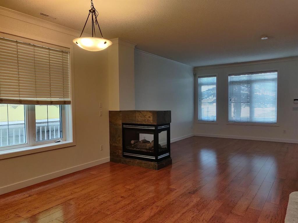 2222 Westmount Rd