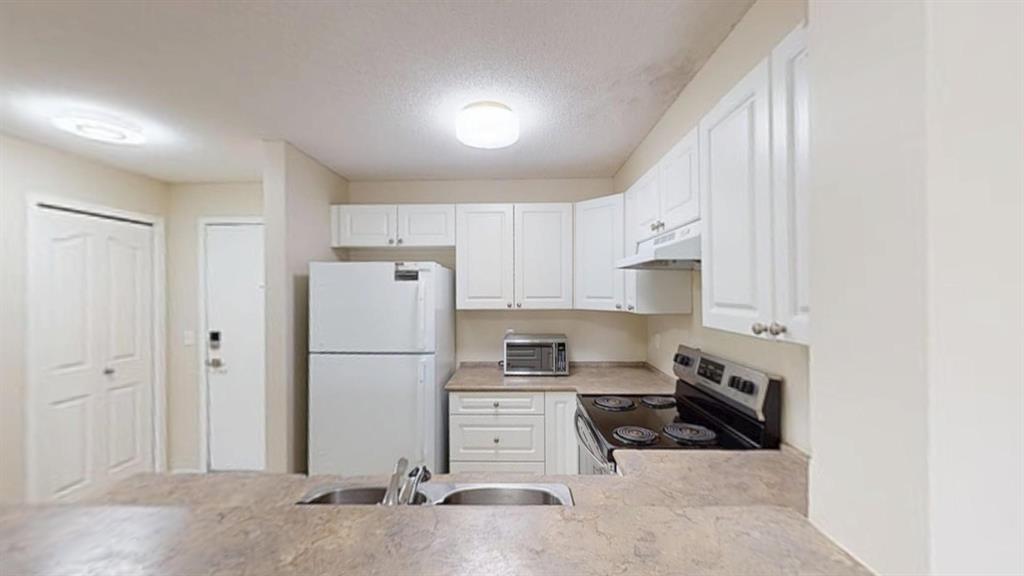 2304, 8 Bridlecrest Drive SW