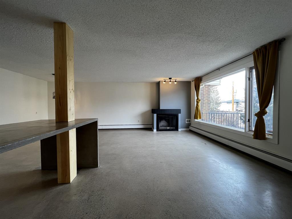 2315 15 St SW