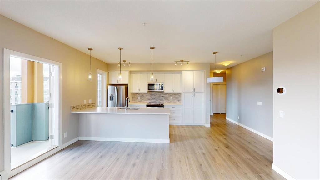 301- 100 Auburn Meadows Manor SE