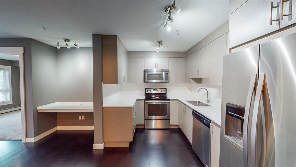 3209, 302 Skyview Ranch Drive NE
