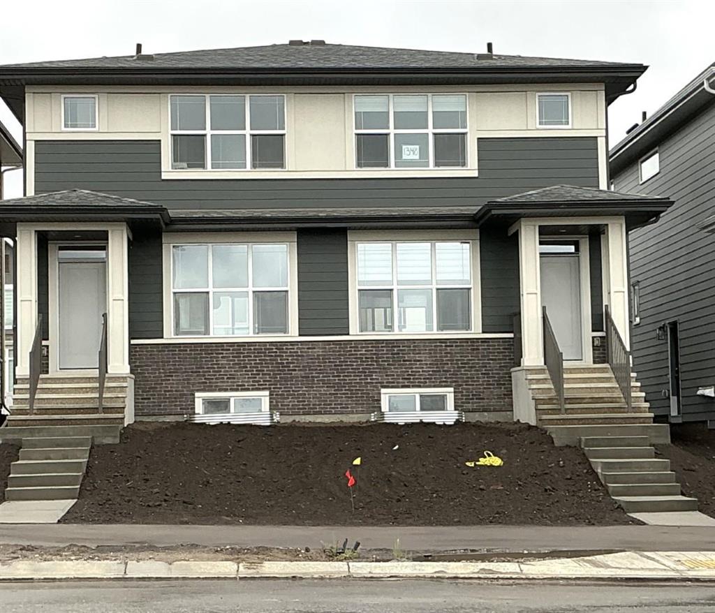 1348 Mahogany Blvd SE
