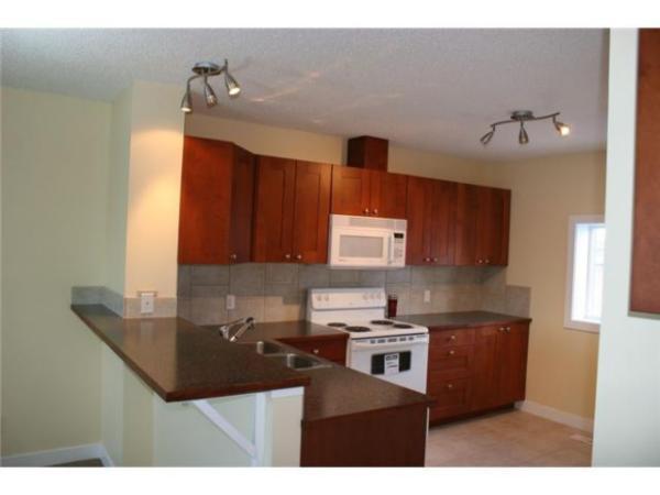 1506 40 Street SE Main