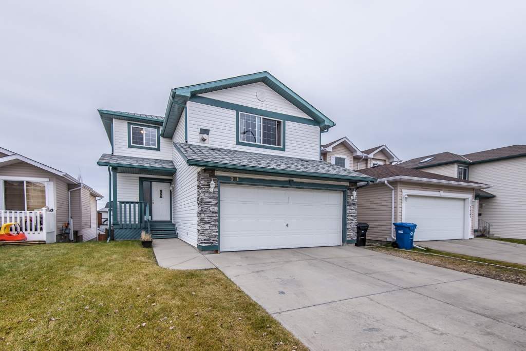 131 Tuscarora Mews NW