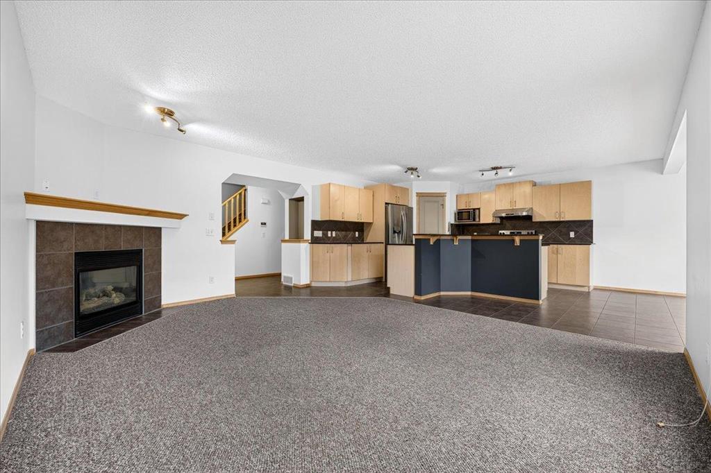 177 Royal Birch Terr Nw