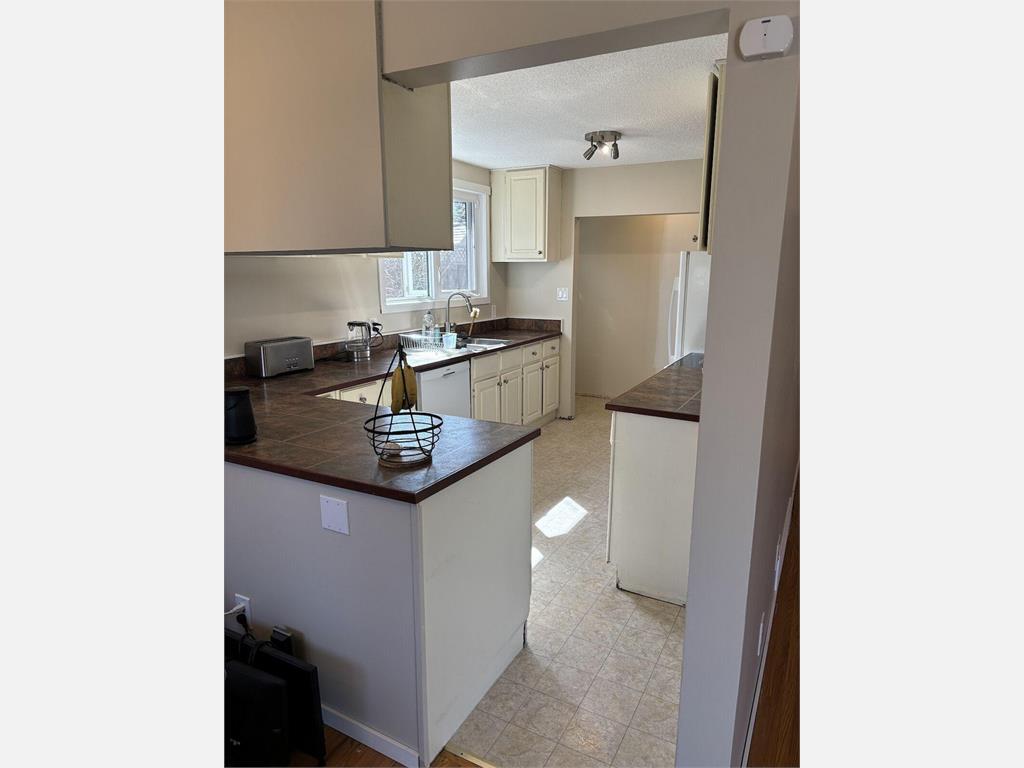 607 Fortalice Cres Se
