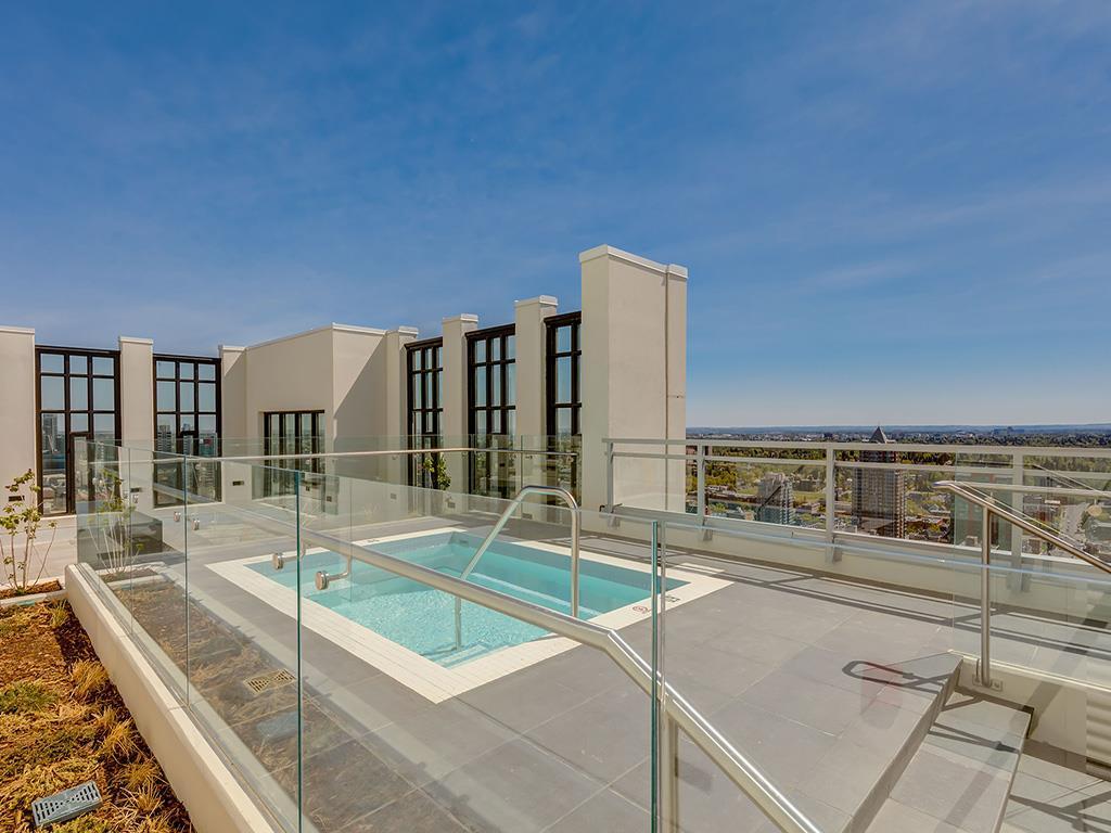 901 10 Avenue Southwest