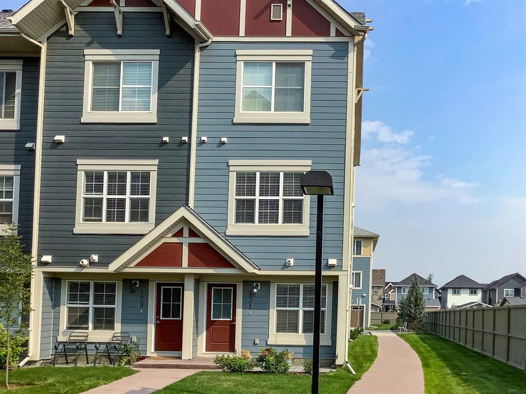 131 Marquis Lane SE