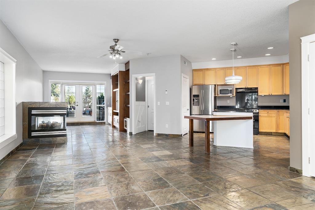 2142 17 Street Southwest