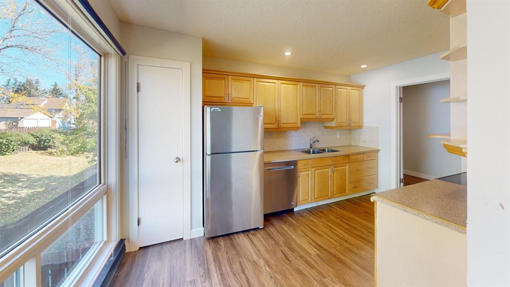 28 - 7205 4 Street Northeast