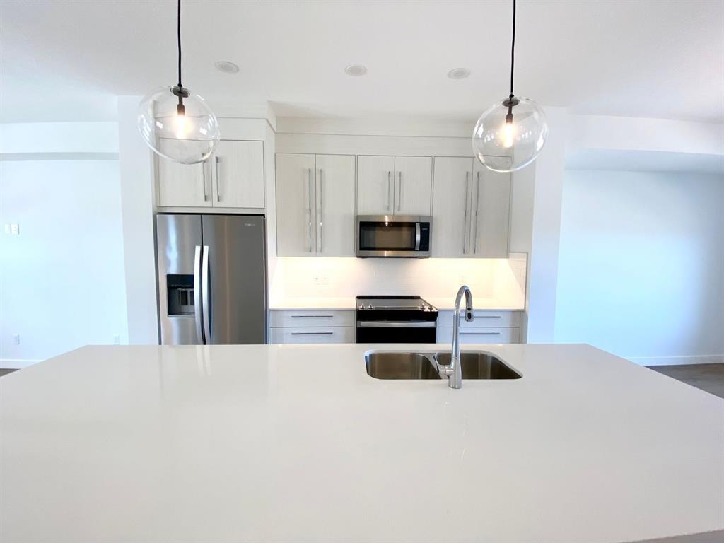 154 Merganser Drive West