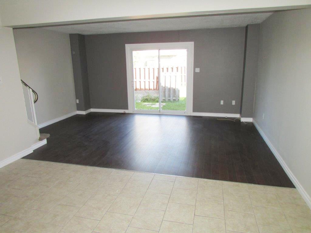 348 Cameron Street, Corunna Townhouse for Rent