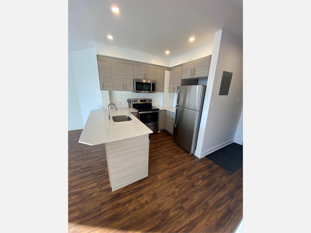 5475 Westminster