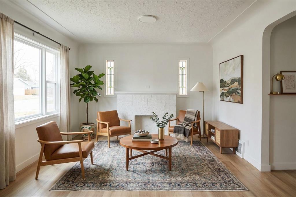 10821 116 Street Northwest