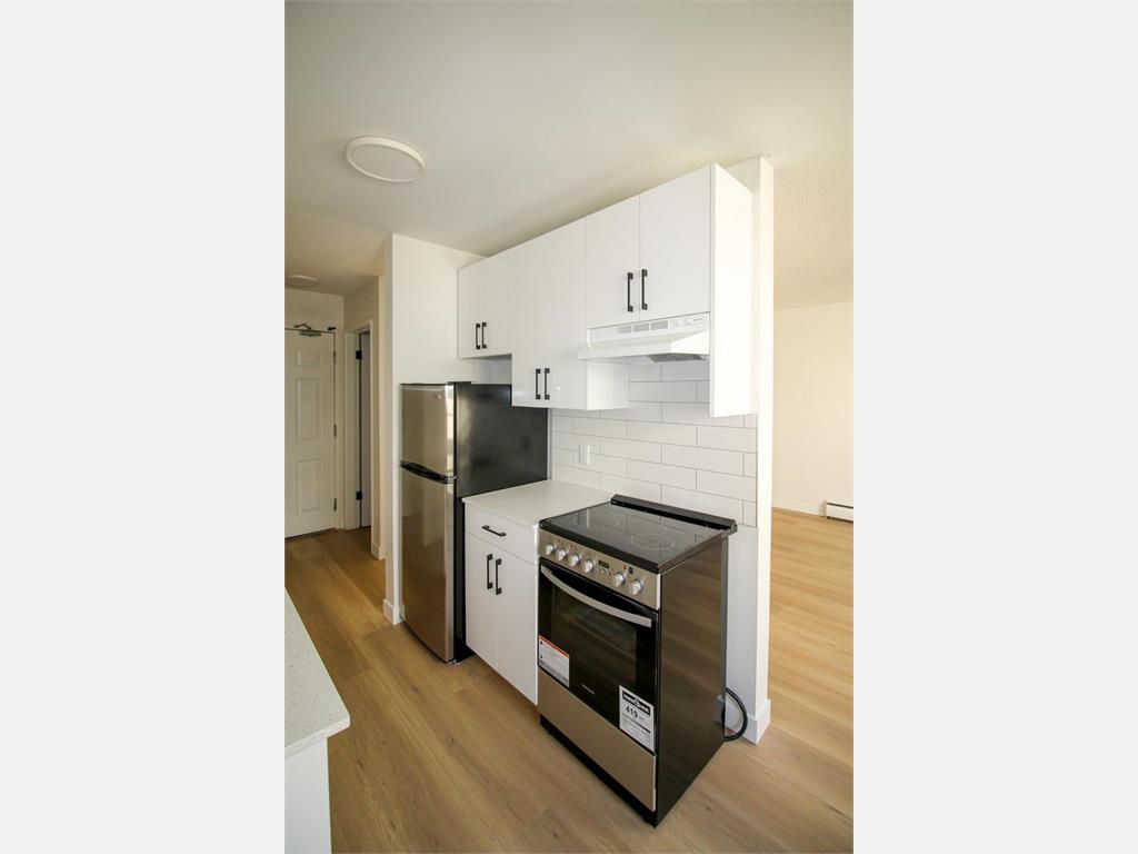 10965 84 Street Northwest