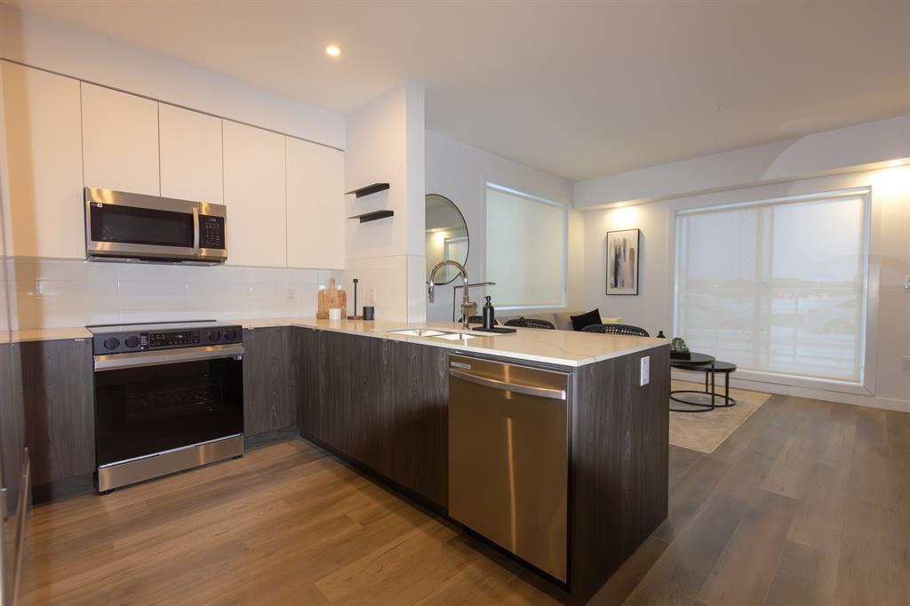 11805 30 Ave SW