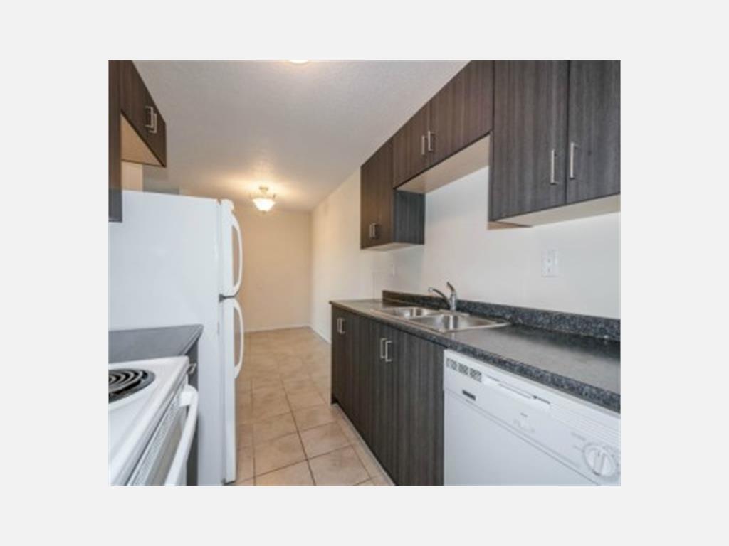 7610 172 St NW