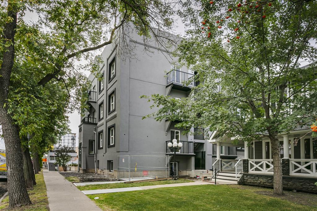 10146 121 Street Northwest