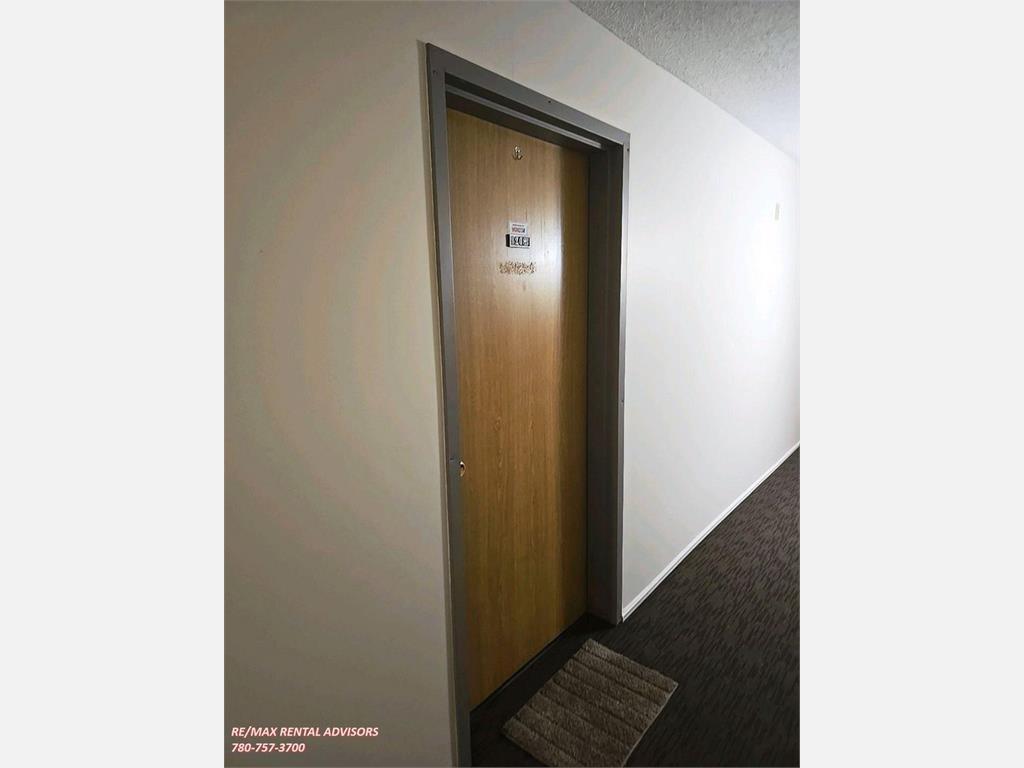 10838 108 Street Northwest