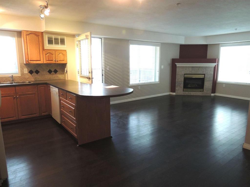 82 The Avenue Northwest 201