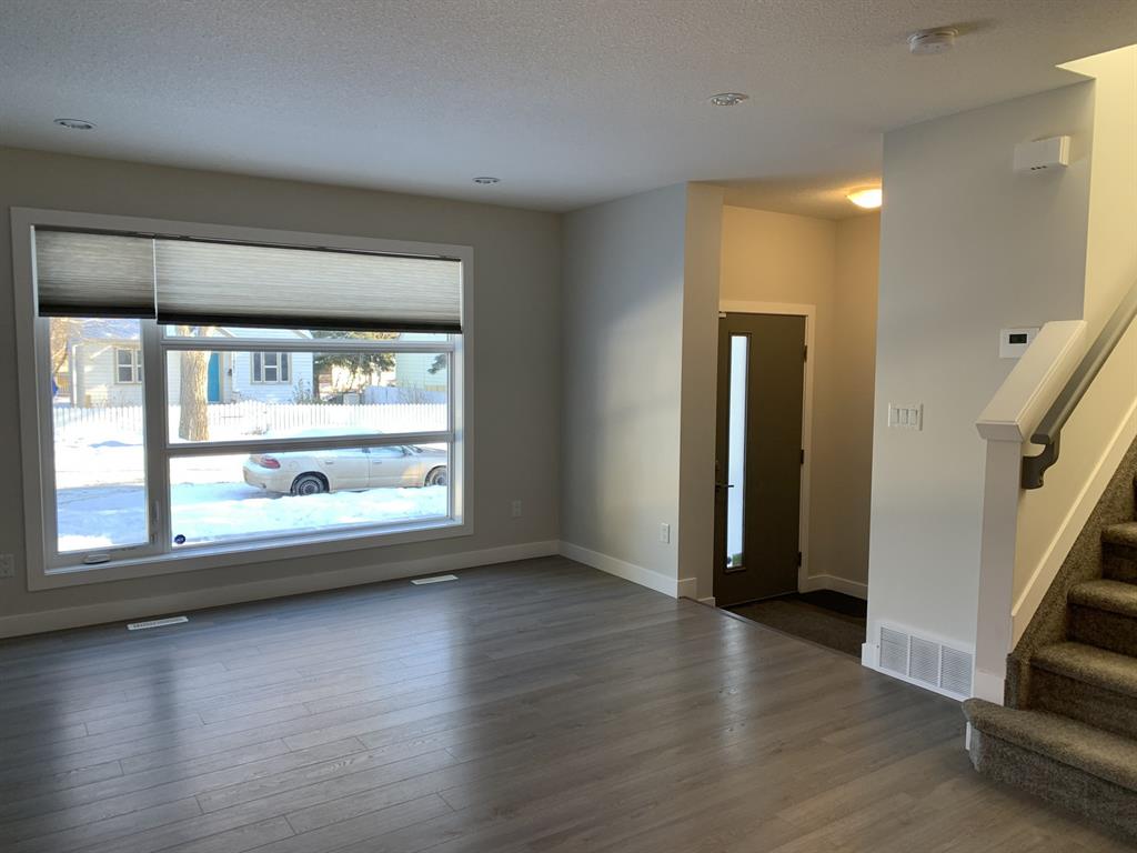12046 89 Street Northwest