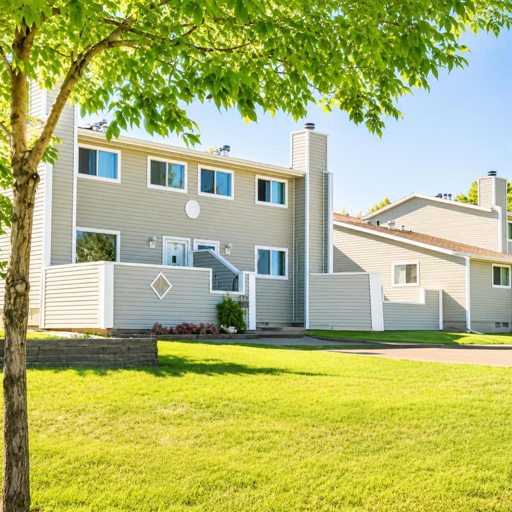132 Knottwood Road North