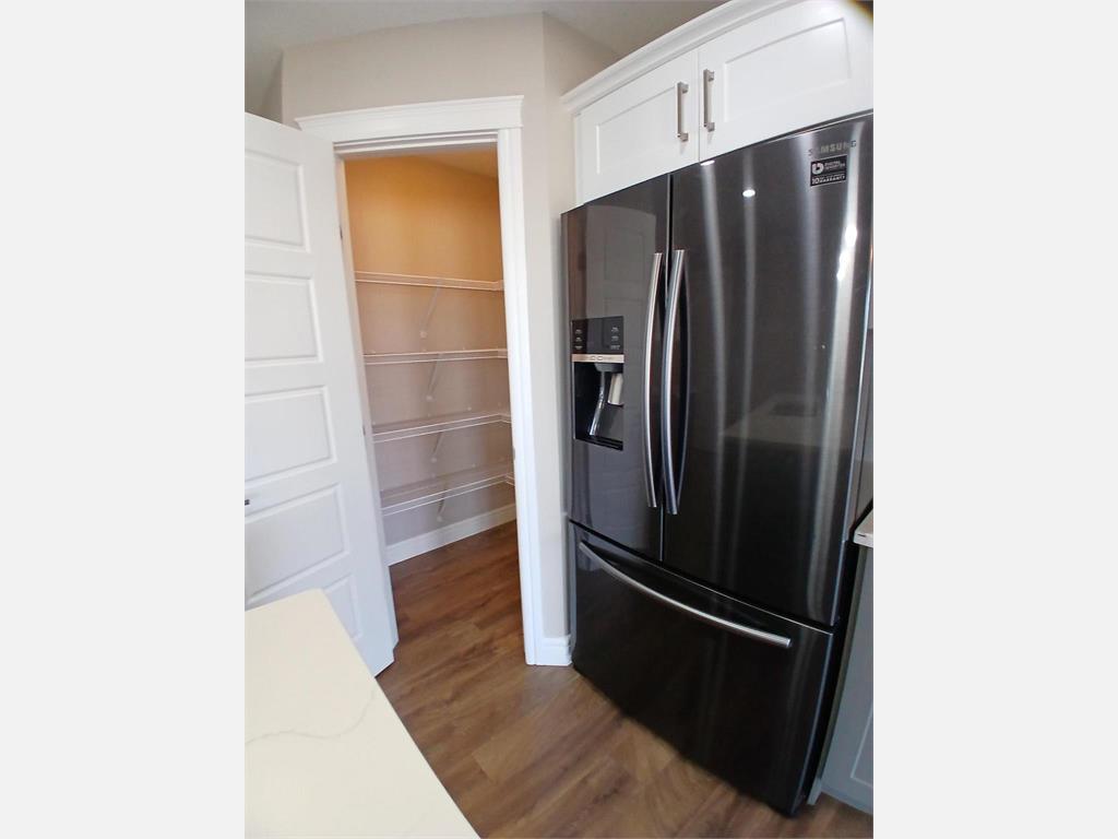 5704 Hawthorn Common Southwest