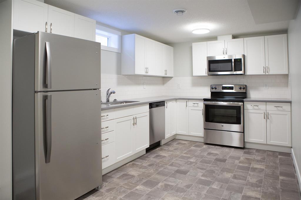 7116 21 Avenue Northwest