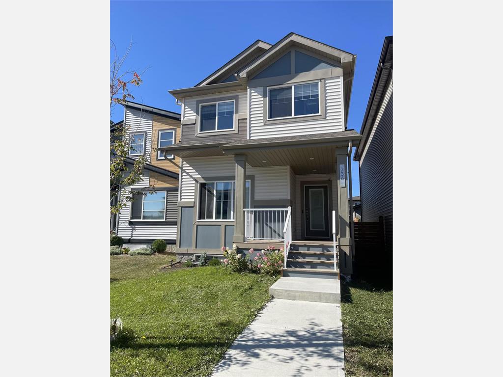 736 35 Street Southwest