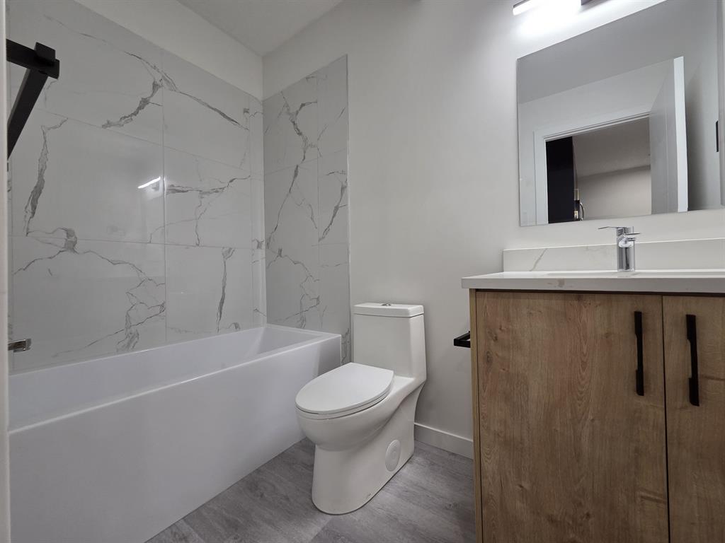 8019 83 Street Northwest