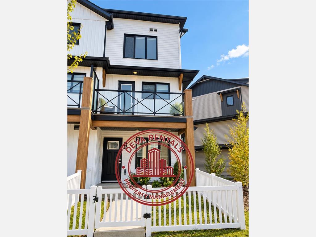 1025 Secord Promenade NW