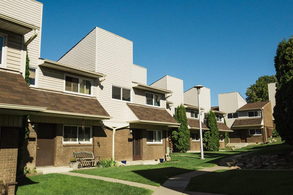 10542 45 Avenue, Edmonton Townhouse for Rent