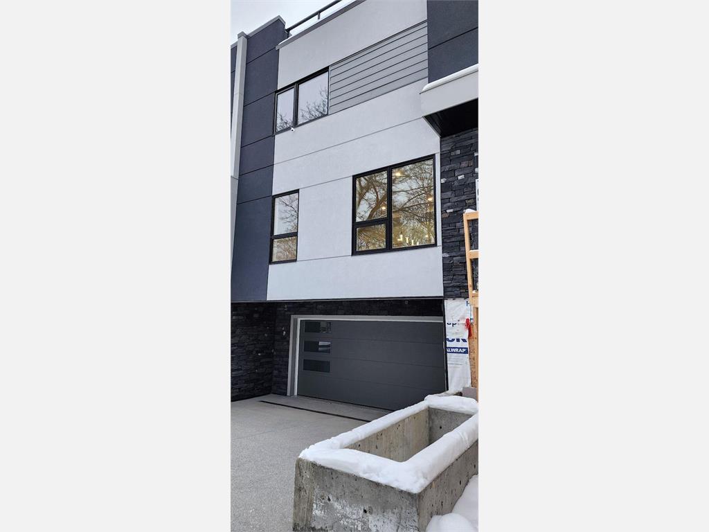 10905 94 Street Northwest