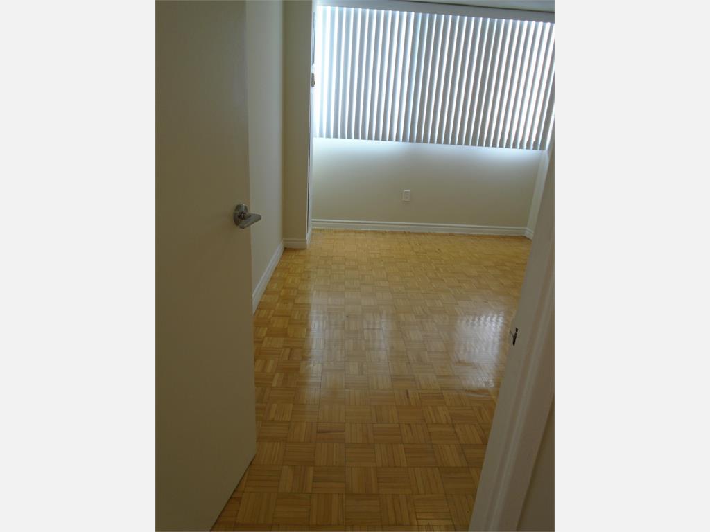 2085 Islington Avenue, Etobicoke Apartment for Rent