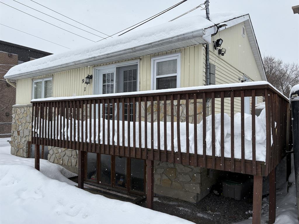 914 Boulevard Saint-Ren� Ouest