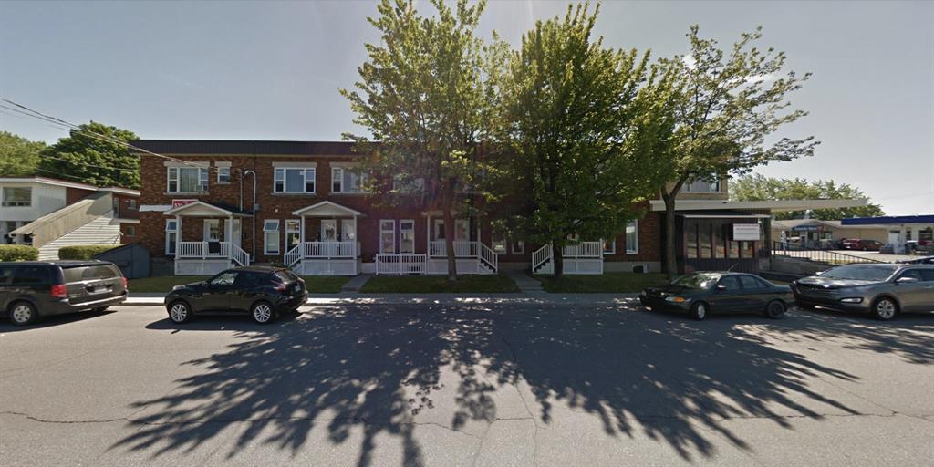 363 369 Blvd Leclerc W