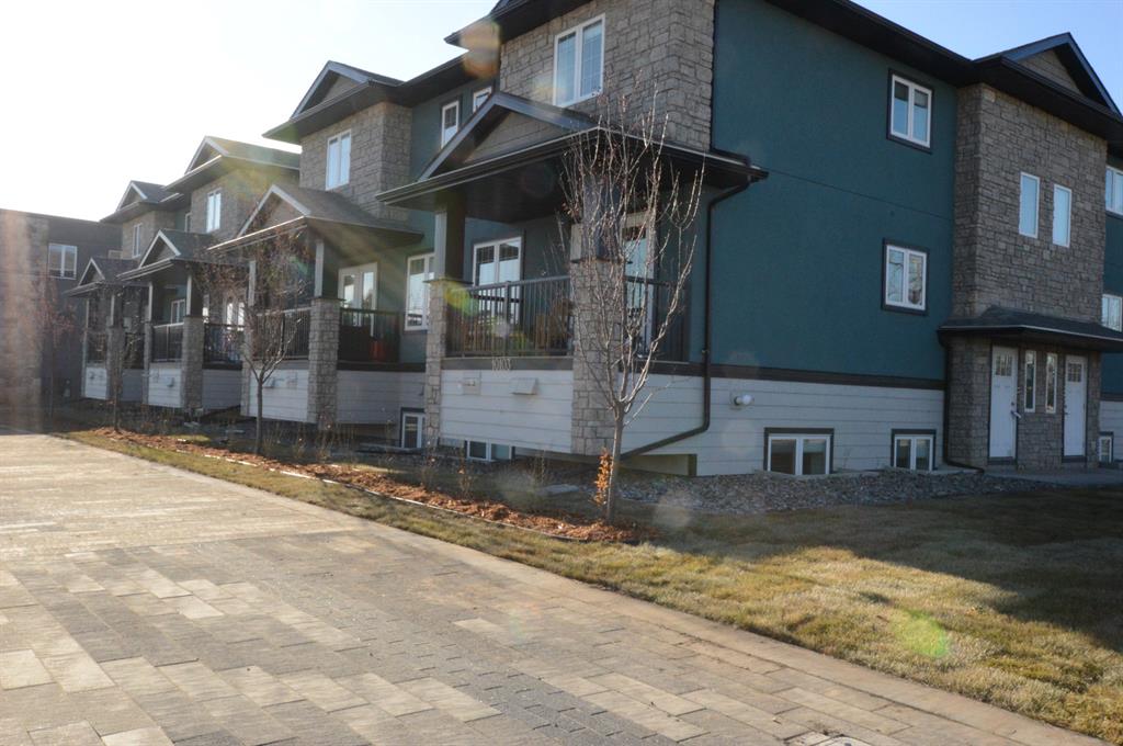 10101 102 Ave