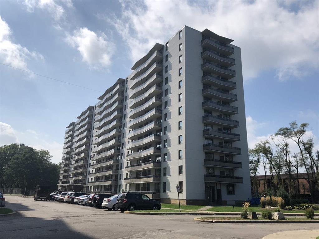 1001 Main Street West